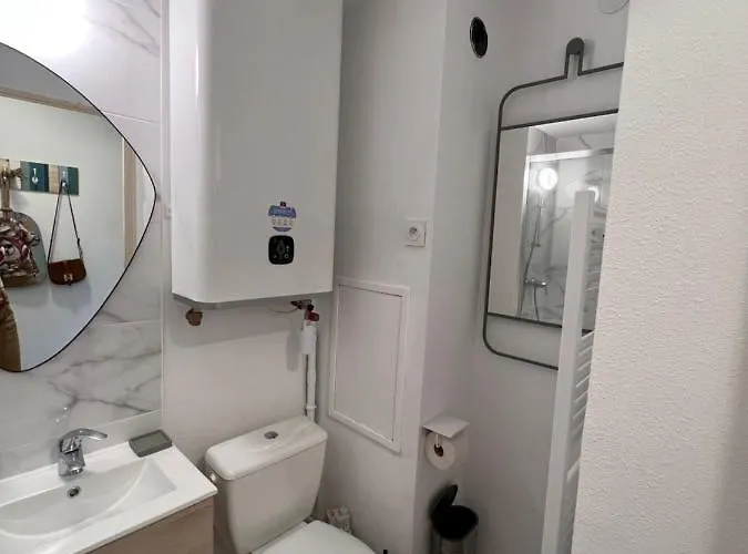 7 Vue * קאבורג